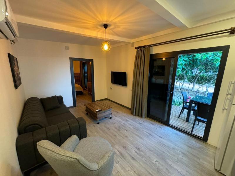 Otelox Ayas Beach Bungalov Erdemli Esterno foto